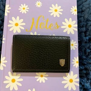 Great condition preowned original Daks unisex card case wallet Black color